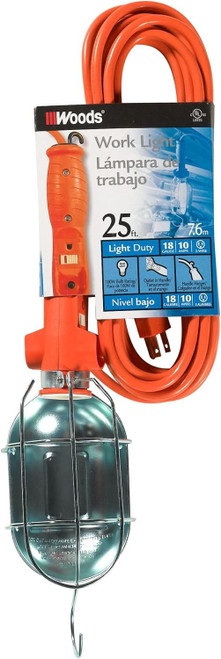 Woods 0681 18/3-Gauge SJTW Trouble Light with Metal Guard & Outlet; 75-Watt; 25-Foot; Orange.