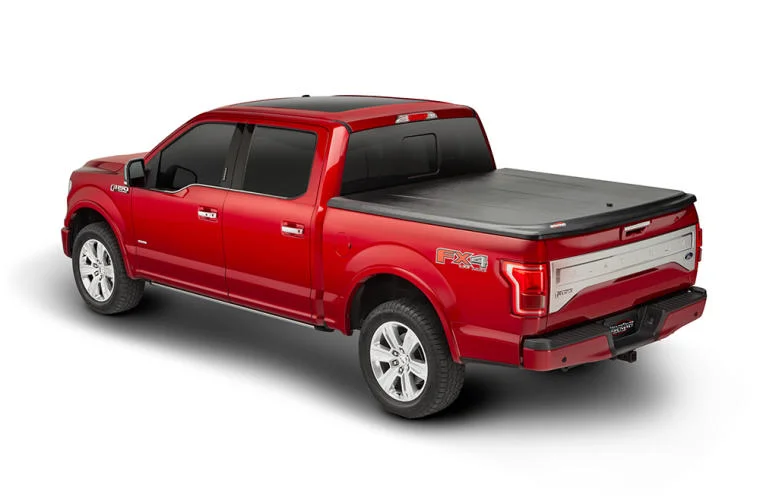UNDERCOVER SE Hard Tilt-Up Tonneau Cover 5′ Fits 2016-23 Toyota Tacoma with Deck Rail System – Black Textured