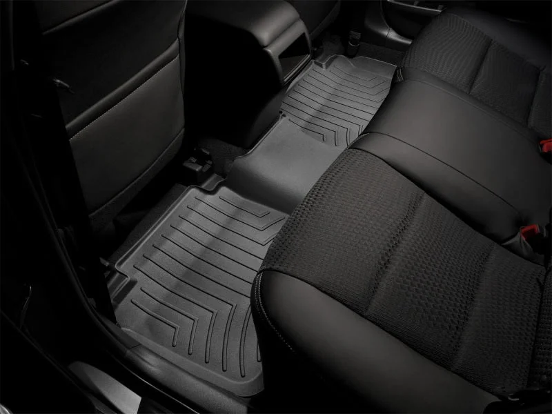 WeatherTech 05-09 Ford Mustang Rear FloorLiner – Black