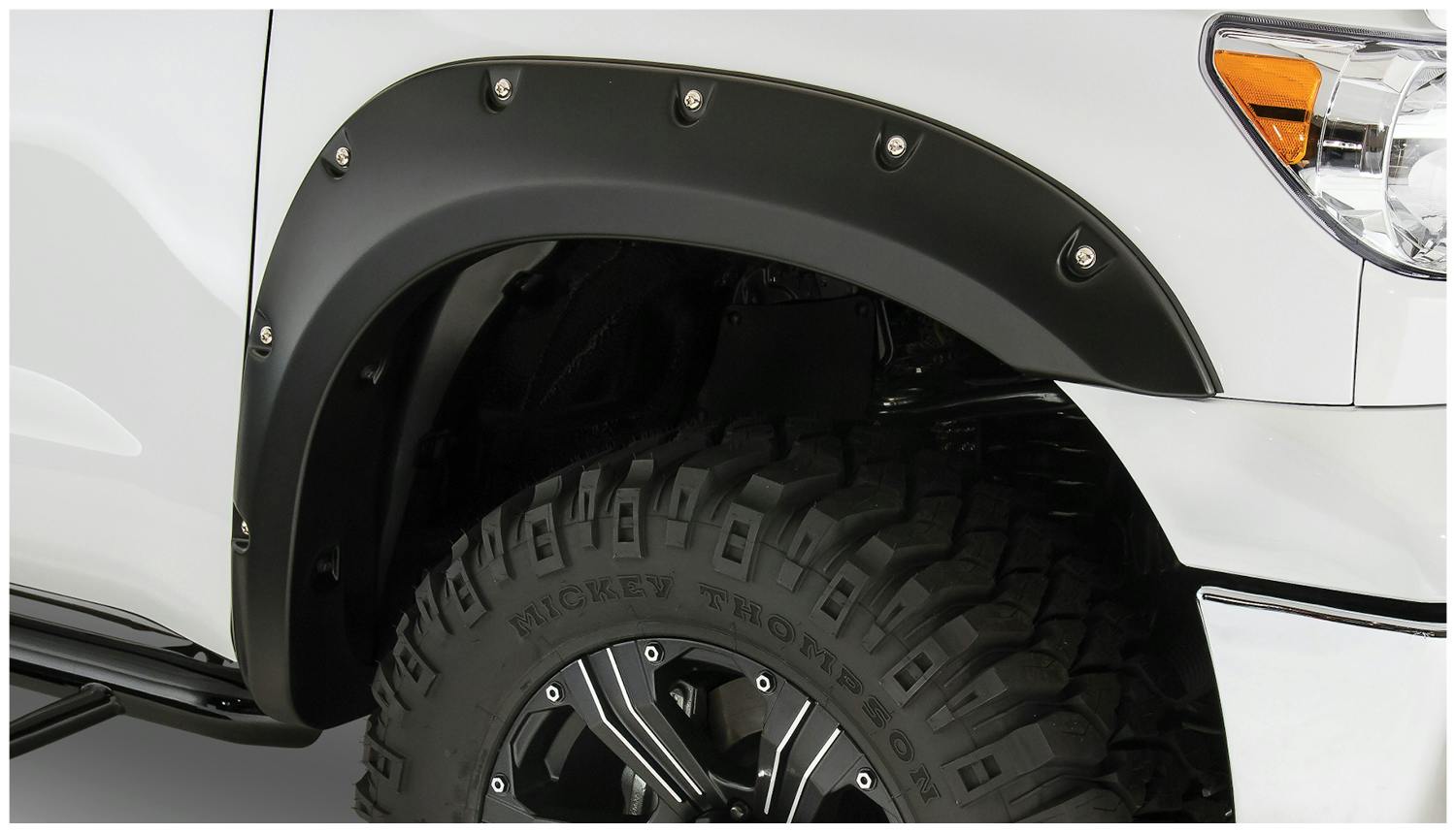 Bushwacker 30023-02 Fender Flares Pocket Style 2Pc Front