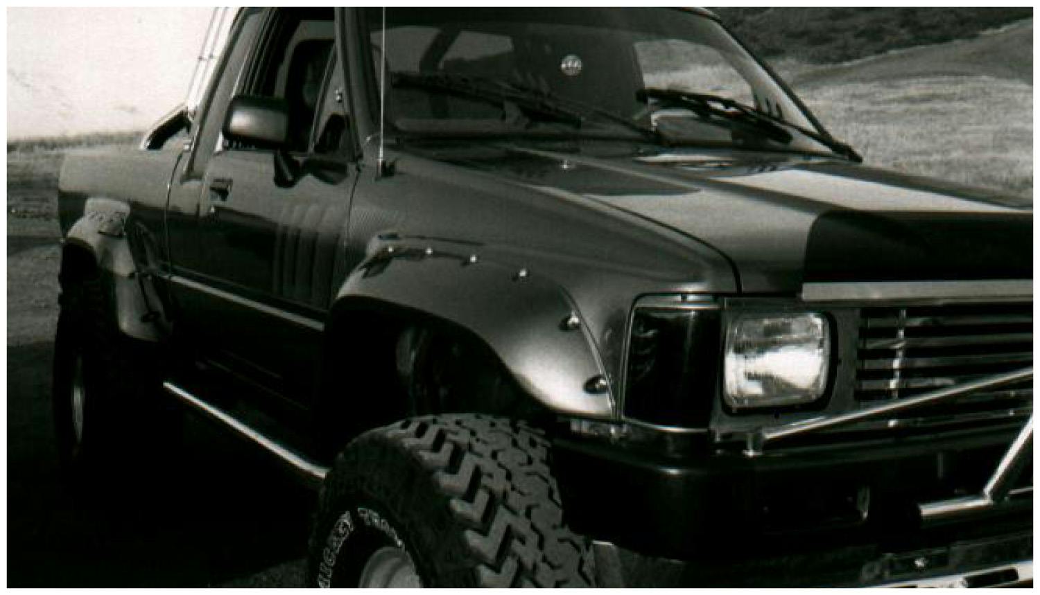 Bushwacker 31010-11 Fender Flares Cutout Style 2Pc Rear