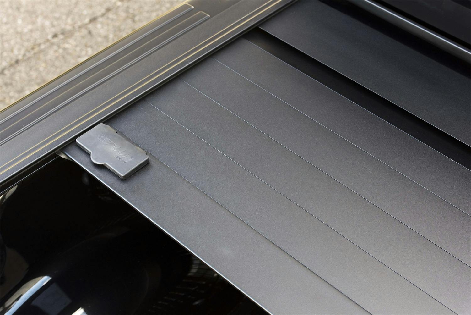 Retrax 60481 RetraxONE MX - 19-26 Silv/Sierra (w/o CarbonPro Bed) 5'9" w/o Stk Pkt - Std Rail
