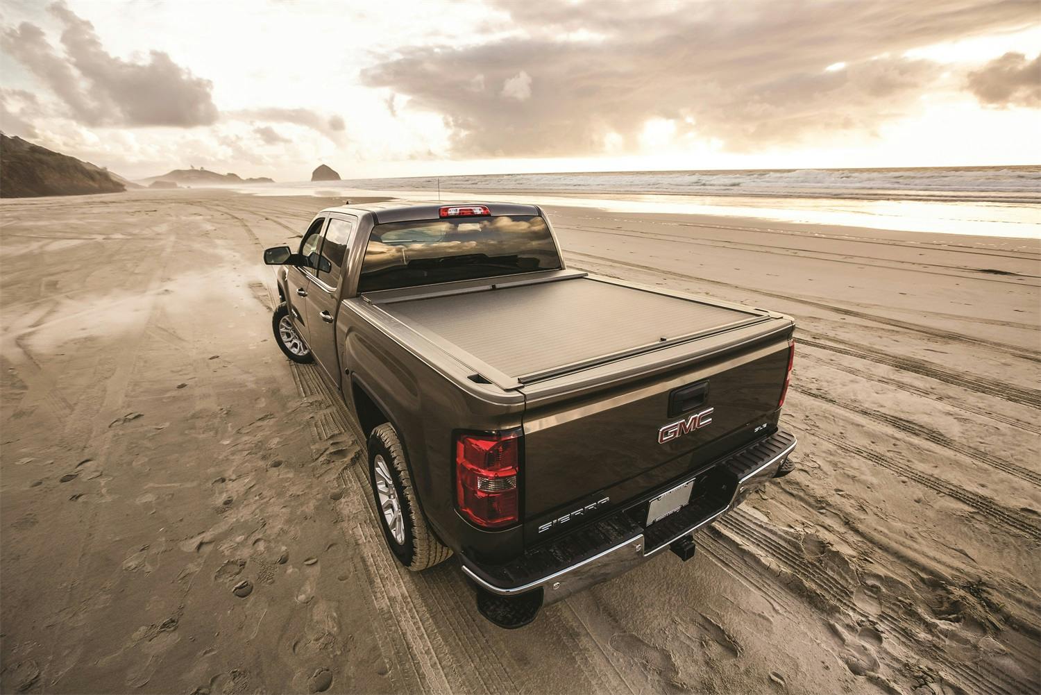 Roll-N-Lock BT109A A-Series - 08-16 F-250/F-350 Super Duty, 6.8'