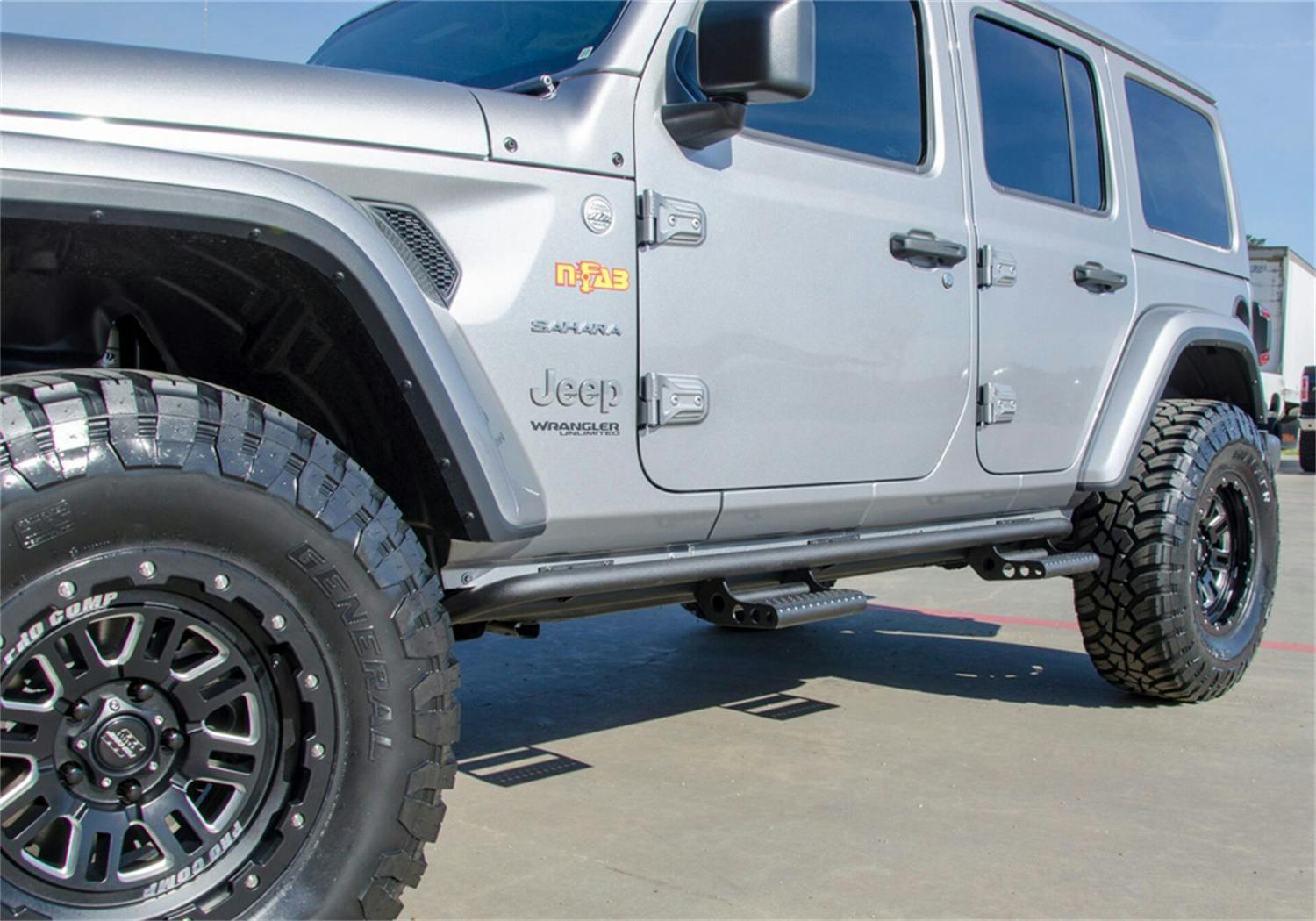 N-FAB J184RKRS4 RKR Step Sys - Full Len (2 Stp Mnts/2 Stp) - 18-26 Wrangler JL 4Dr - TX Blk