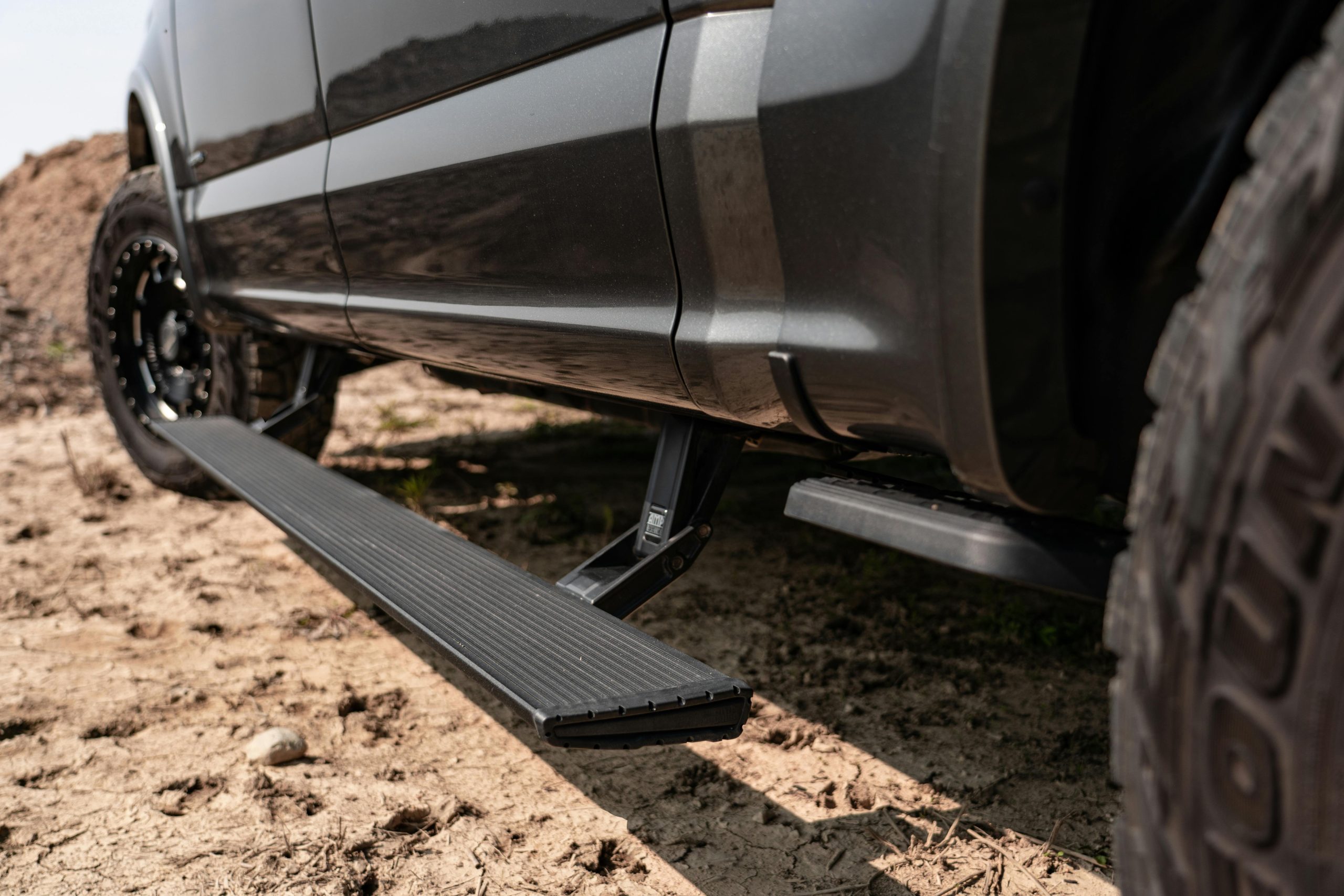 AMP Research 78152-01A PowerStep Xtreme Black