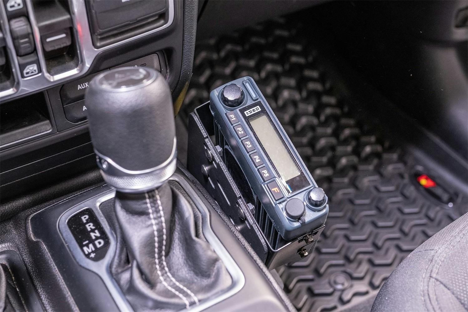 Rugged Ridge 13551.06 Race Radio Mount