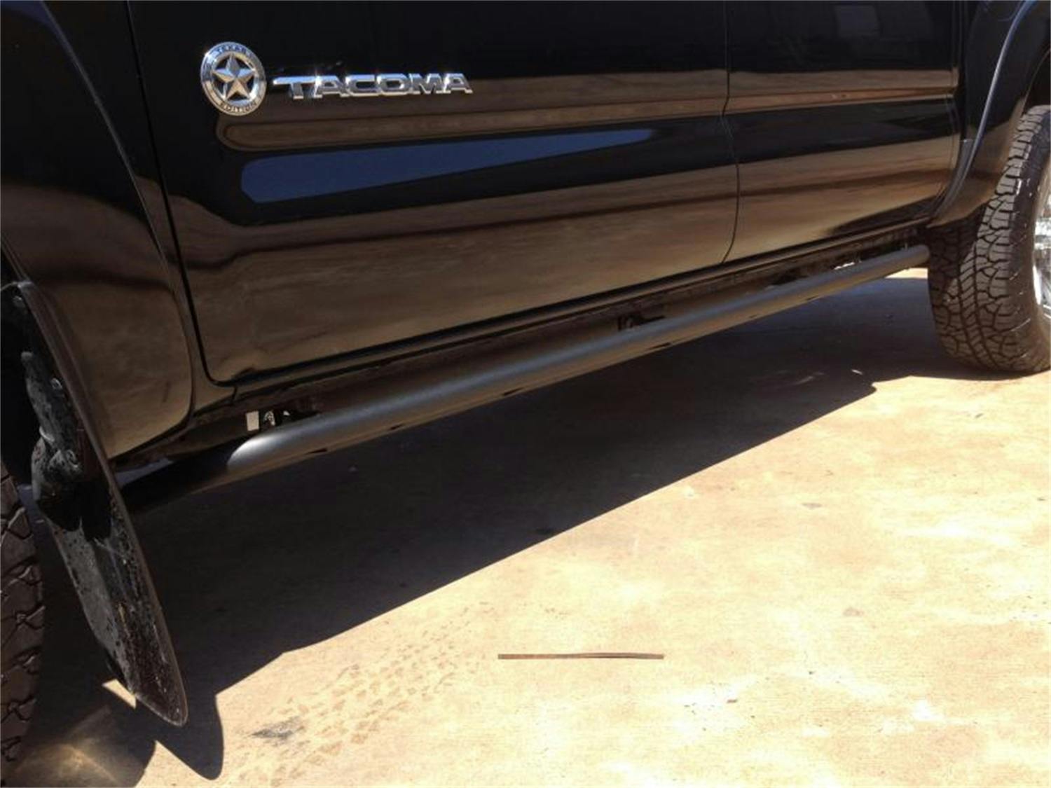N-FAB T054RKRCC RKR Rails - Cab Len (2 Steps) - 05-15 Tacoma Double - TX Blk