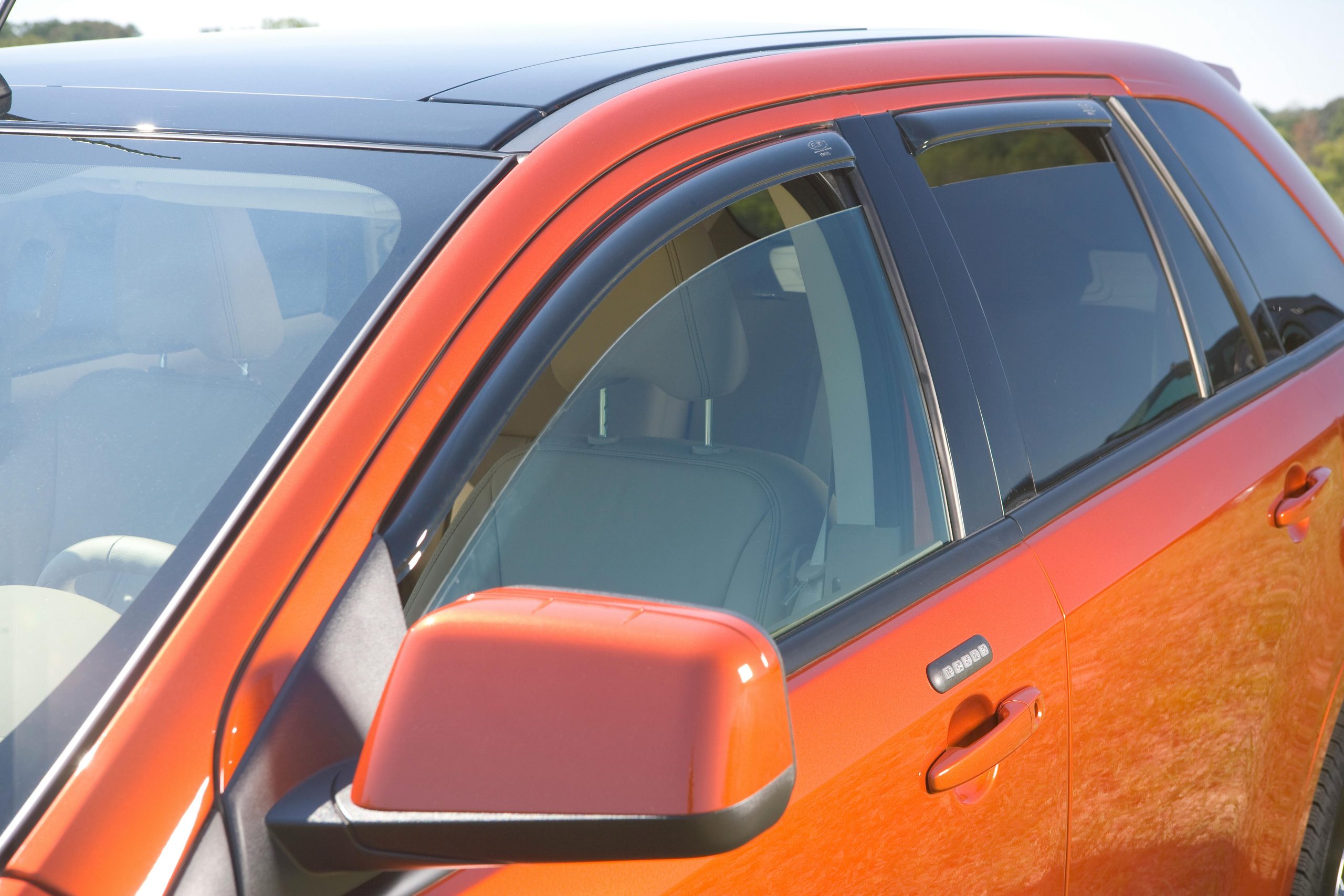 AVS 194346 Ventvisor Deflector; Smoke; In-Channel; 4 pc.