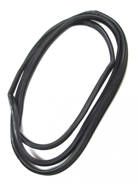 Precision Hardtop Models - Windshield Weatherstrip Seal, Works With Chrome Trim That Inserts into Body Clips WCR D626