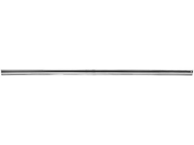 Door Molding, Exterior, Front, Lower, RH, Incl Clips, reproduction