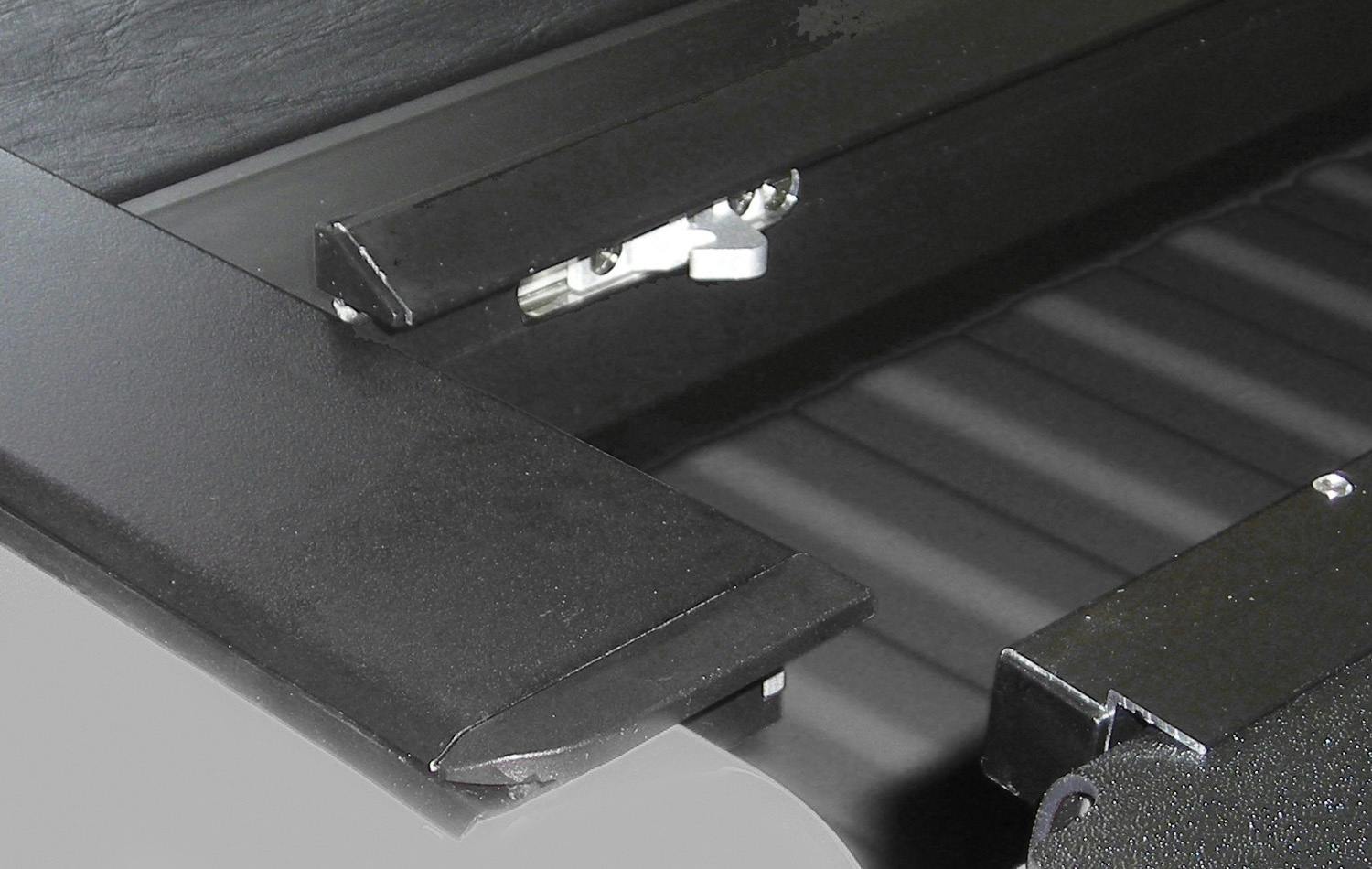 Roll-N-Lock LG447M M-Series - 19-24 Ram 1500 Classic; 09-18 Ram 1500 w/out RamBox, 5.6'