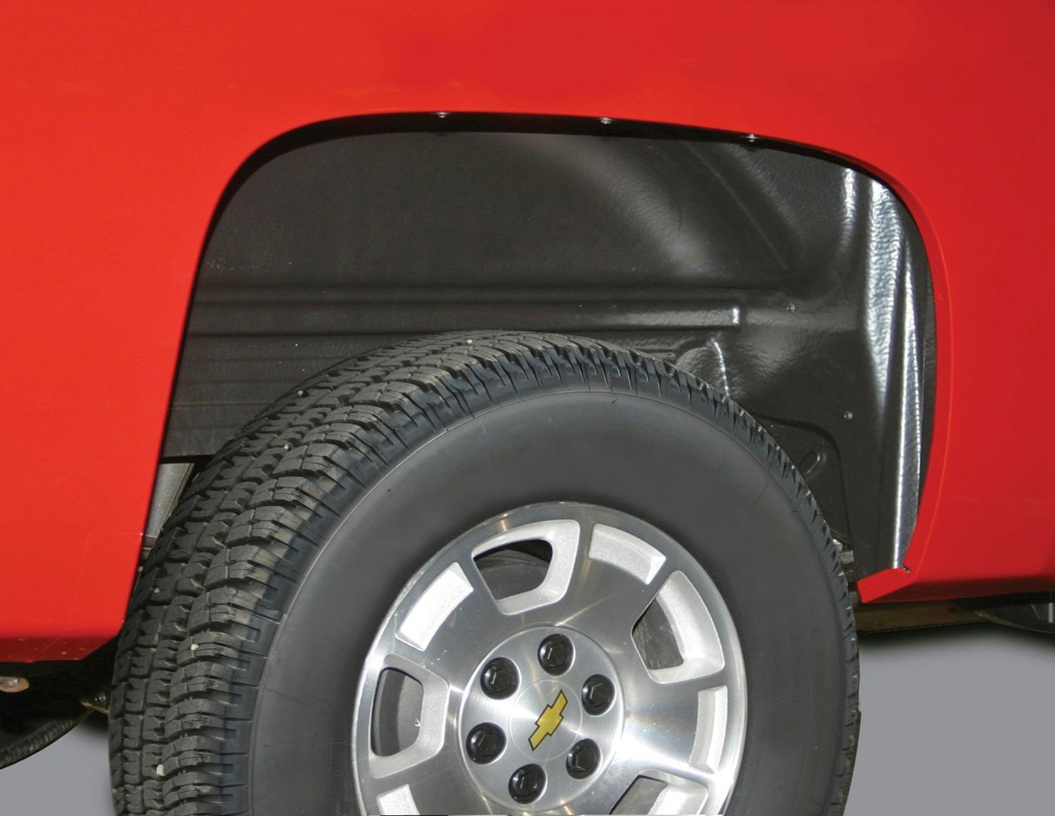 Rugged Liner WWC99 Wheel Well Inner Liner 99-06 (07 Classic) Silverado/Sierra